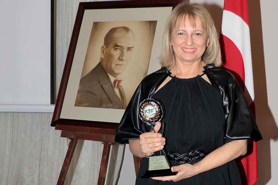K&uuml;lt&uuml;rpark Tenis Kul&uuml;b&uuml; (KTK), Girişimci İş Kadınları Federasyonu Başkanı Huriye