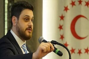 Bağımsız T&uuml;rkiye Partisi (BTP) Genel Başkanı&nbsp;H&uuml;seyin Baş,&nbsp;"Enkazların &uuml;zerinde siyaset yapanlar,