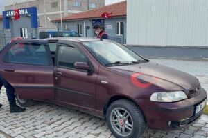 KÜTAHYA'da, A.T. (32) husumetli olduğu B.Y.'yi (53) silahla başından yaraladıktan