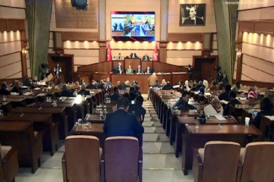 İstanbul B&uuml;y&uuml;kşehir Belediyesi (İBB) Meclisi, Avcılar'da 2008 yılında zemini sağlam