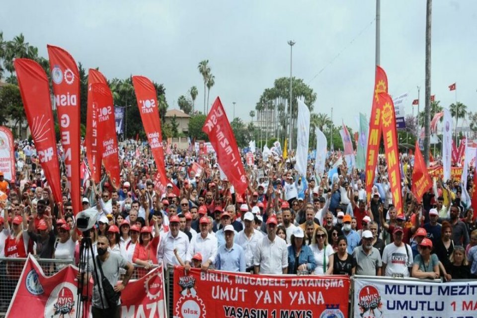 İçişleri 1 Mayıs’a katılan kişi sayısını açıkladı İçişleri Bakanlığı'ndan yapılan açıklamada "Yurt genelinde 1 Mayıs Emek ve