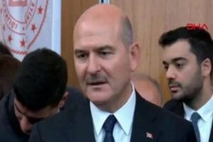 Gaziantep'in Karkamış il&ccedil;esine roket saldırısı yapıldı. Atılan roketlerin bazıları, yerleşim