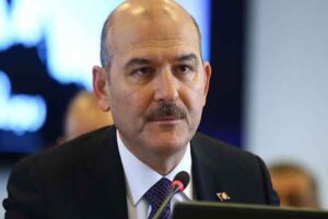 Habertürk gazetesi yazarı Kübra Par, bugünkü yazısında, CHP Genel Başkanı Kemal