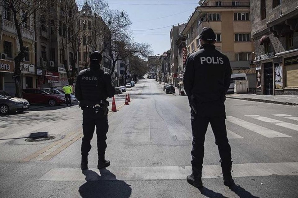 İçişleri Bakanlığı'ndan gelen son dakika açıklamasında, ''Hafta sonlarına yönelik uyguladığımız