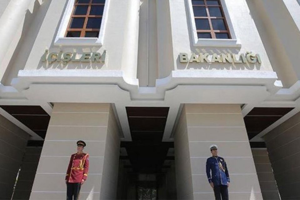 İ&ccedil;işleri Bakanlığı 81 il valiliğine Kovid-19 tedbirleri kapsamında "Kısmi Kapanma"