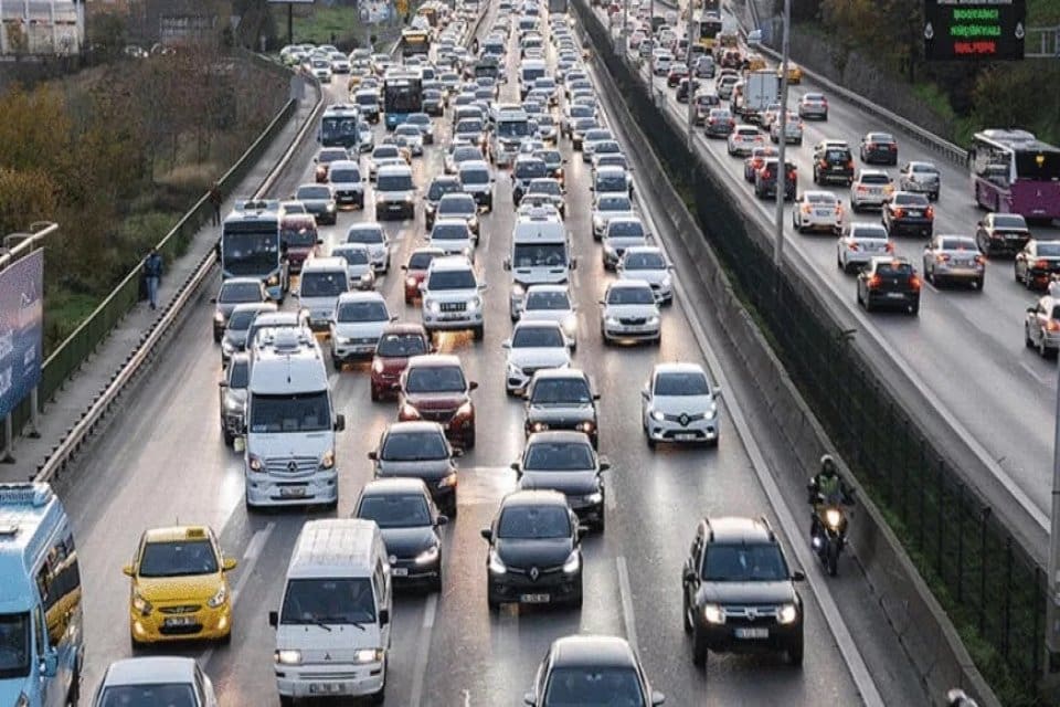 İ&ccedil;işleri Bakanlığı 81 il valiliğine&nbsp; &ldquo;2023 Yılı Ramazan Bayramı Trafik