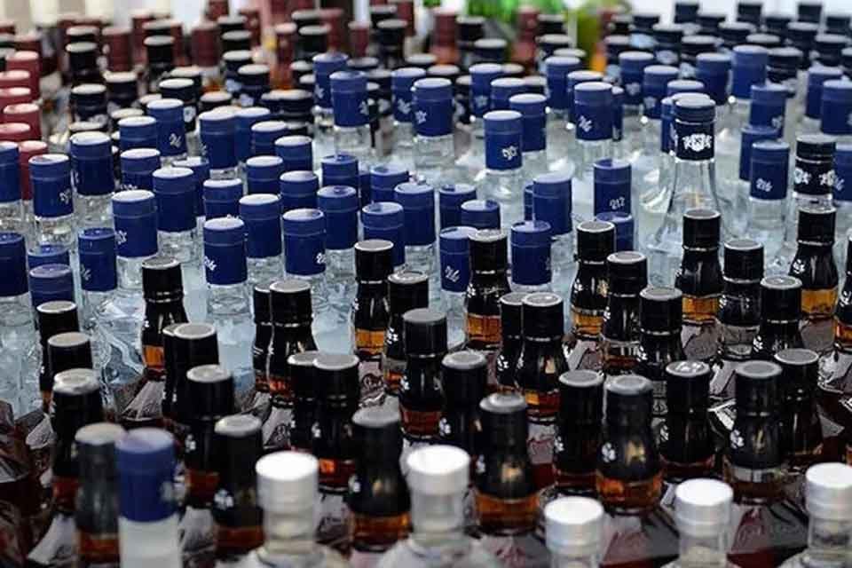 İ&ccedil;ki ve sigaraya y&uuml;zde 22,29'luk &Ouml;TV zammı geldi.&nbsp; T&uuml;rkiye İstatistik