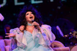 91. İzmir Enternasyonal Fuarı &Ccedil;im Konserleri&rsquo;nde T&uuml;rk Sanat M&uuml;ziği&rsquo;nin Diva&rsquo;sı