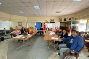 İzmir Gazeteciler Cemiyeti(İGC) tarafından uygulanan &lsquo;Basın &Ouml;zg&uuml;rl&uuml;ğ&uuml; i&ccedil;in &Ouml;rg&uuml;tl&uuml; Gazeteciler