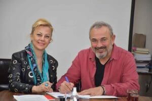 İzmir Gazeteciler Cemiyeti y&uuml;r&uuml;tt&uuml;ğ&uuml; &lsquo;Şiddete Karşı Medya İletişim Projesi- Nar&rsquo;