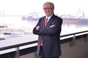 Pandemi sonrasında aşılamada ilerleme kaydeden &uuml;lkeler aşı pasaportu olmayan kişilere