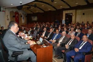 T&uuml;rkiye&rsquo;ye 2021 yılında 225 milyar doların &uuml;zerinde d&ouml;viz kazandıran, 2022
