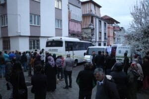 Denizli'nin Pamukkale il&ccedil;esinde&nbsp;Hıdır Tutal, tartıştığı eşi Arzu Tutal'ı tabancayla vurarak