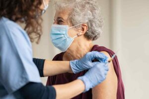 İkinci doz BioNTech aşısı olacakların randevularının ertelenmesine y&ouml;nelik karar iptal