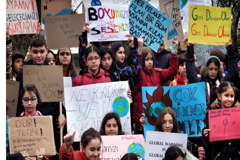 Bilim insanları, iklim değişikliğinin 2070&rsquo;e kadar insanlar ve hayvanlar arasında