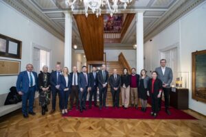 İzmir Büyükşehir Belediye Başkanı Tunç Soyer, Danimarka’nın İstanbul Başkonsolosu Thierry