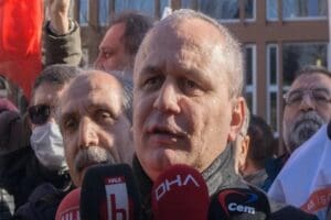 İlahiyat&ccedil;ı yazar Cemil Kılı&ccedil;, sosyal medya hesabından yaptığı paylaşımla evinin