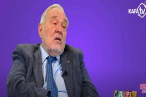 Tarih&ccedil;i Prof. Dr.&nbsp;İlber Ortaylı,&nbsp;katıldığı YouTube programında CHP İstanbul İl Başkanı&nbsp;Canan