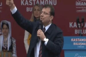 İBB Başkanı Ekrem İmamoğlu, 14 Mayıs se&ccedil;imleri &ouml;ncesi Kastamonu'da yurttaşlarla