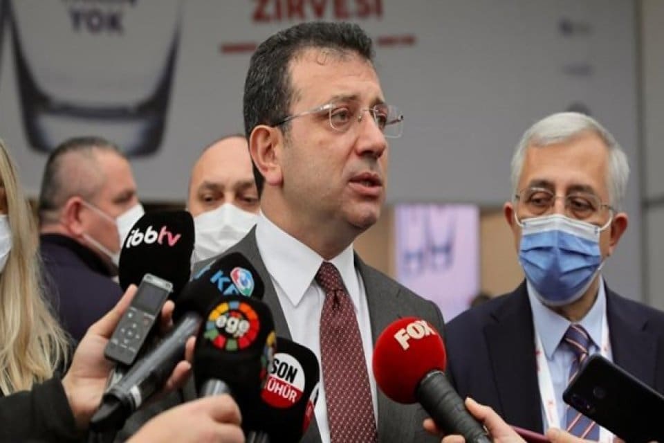 Gezi Parkı m&uuml;lkiyetinin Sultan Bayezid Vakfı&rsquo;na devredilmesiyle ilgili a&ccedil;ıklama yapan