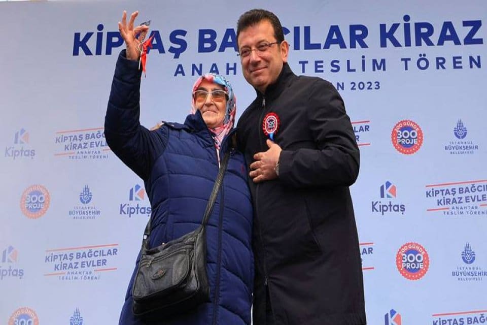 İstanbul B&uuml;y&uuml;kşehir Belediye Başkanı Ekrem İmamoğlu,&nbsp;"Se&ccedil;imden hemen sonra kentsel d&ouml;n&uuml;ş&uuml;m