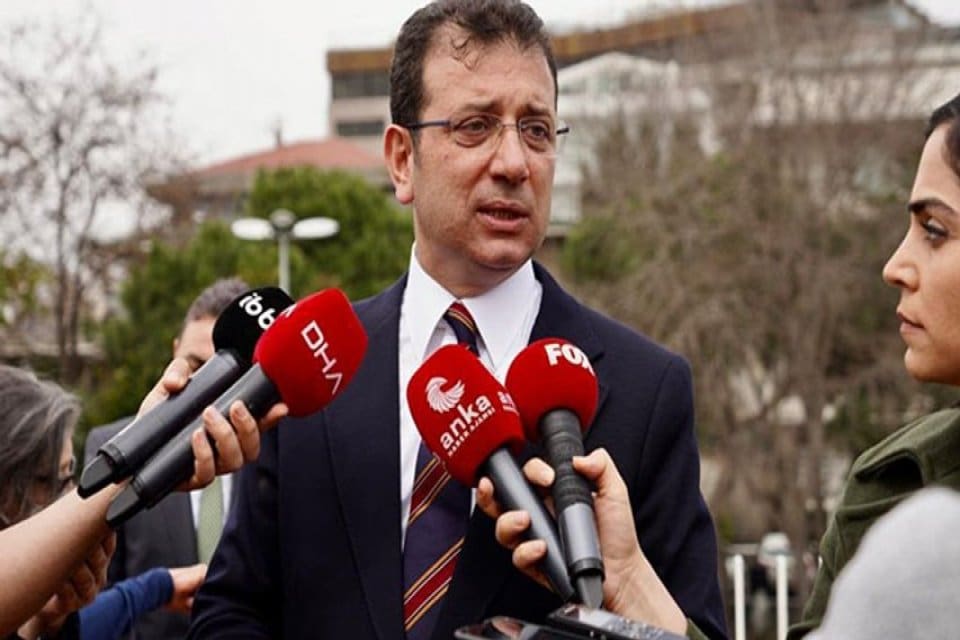 İBB Başkanı Ekrem İmamoğlu b&uuml;y&uuml;kşehire ait Yerebatan Sarnıcı&rsquo;nın bir kısmına