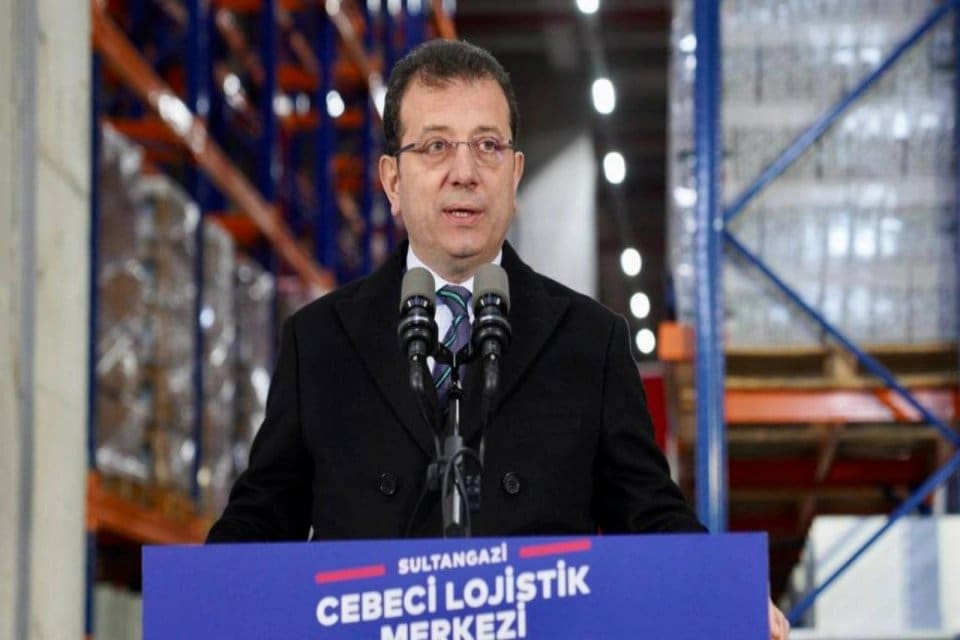 İBB'nin Sultangazi&rsquo;de a&ccedil;tığı Cebeci Lojistik Merkezi'nde konuşan iBB Başkanı Ekrem