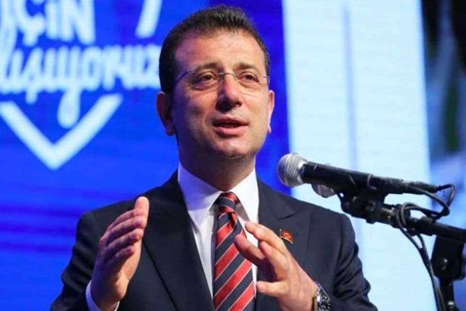 İBB Başkanı Ekrem İmamoğlu, AK Partili Osman Nuri Kabaktepe ve