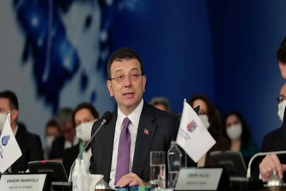 İstanbul B&uuml;y&uuml;kşehir Belediyesi (İBB) Başkanı Ekrem İmamoğlu&rsquo;nu farklı tarihlerde telefonla