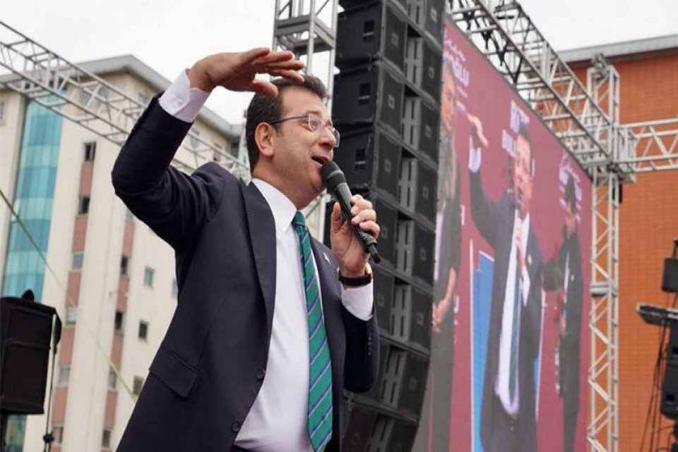 İmamoğlu, Twitter'dan paylaştığı videosunda, "Değerli yol arkadaşlarım; se&ccedil;im kesin olarak