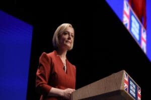 5 Eyl&uuml;l'de g&ouml;reve gelen İngiltere Başbakanı Liz Truss'a y&ouml;nelik istifa