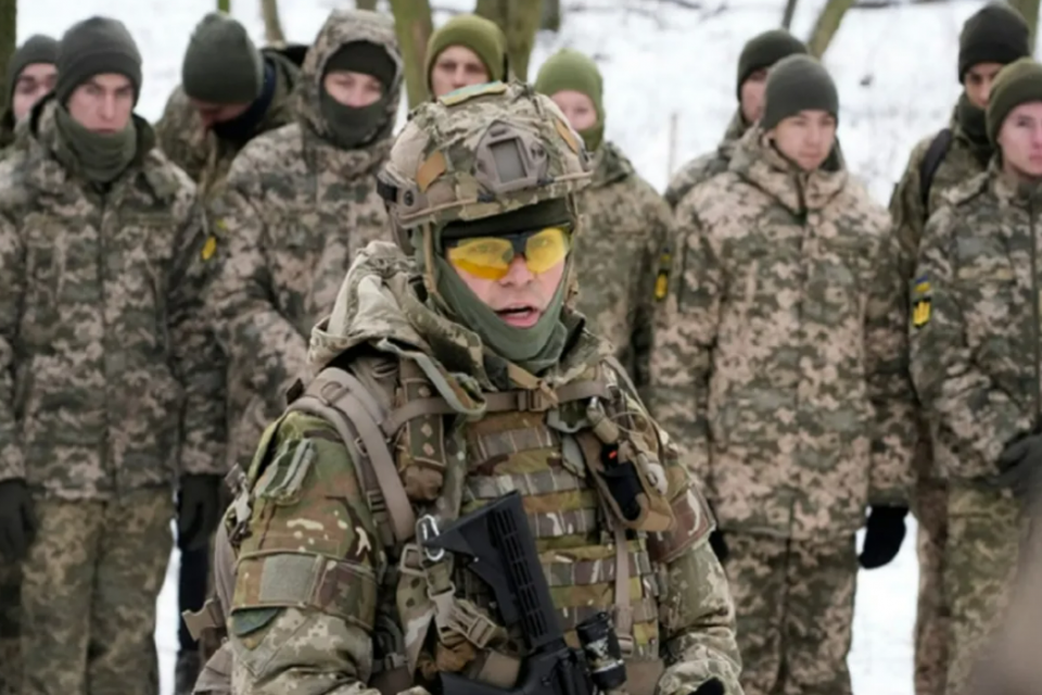 Ordudan yapılan a&ccedil;ıklamada, askerlerin kendi imkanları ile Ukrayna&rsquo;ya gitmiş olabileceği