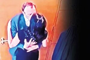 İngiltere Sağlık Bakanlığı, Bakan Matt Hancock'un kendisi gibi evli olan