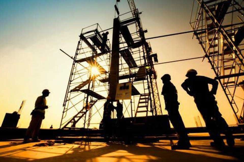 Son &uuml;&ccedil; yılda; &ccedil;imentoya y&uuml;zde 85, demire 137, betona ise