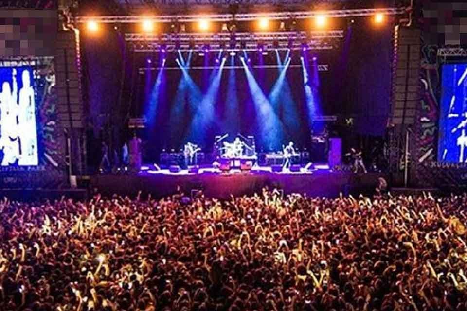 İptal edilen rock festivaline İzmir'den talip… O başkandan çağrı Balıkesir'in gelenekselleşmiş Zeytinli Rock Festivali'ne kamu güvenliği gerekçesiyle iptal edilmesine