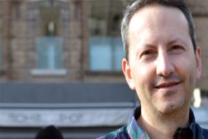 İran&rsquo;da casusluk su&ccedil;lamalarıyla idam cezasına &ccedil;arptırılan İsve&ccedil;li-İranlı akademisyen Ahmed Rıza