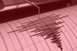 İran'da 5.4 b&uuml;y&uuml;kl&uuml;ğ&uuml;nde bir deprem meydana geldi. AFET ve Acil