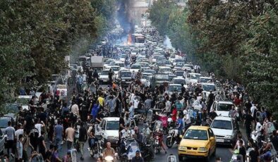İran’da ölen gösterici sayısı 416’ya yükseldi
