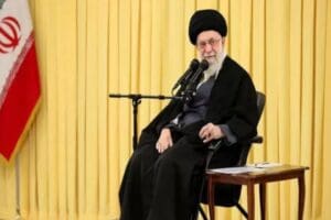 İran&rsquo;ın Dini Lideri Ayetullah Ali Hamaney, aralarında h&uuml;k&uuml;met karşıtı eylemlerde
