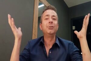 T&uuml;rkiye İş&ccedil;i Partisi (TİP) Genel Başkanı&nbsp;Erkan Baş&rsquo;ın&nbsp;milletvekili adaylığı teklifi g&ouml;t&uuml;rd&uuml;kleri