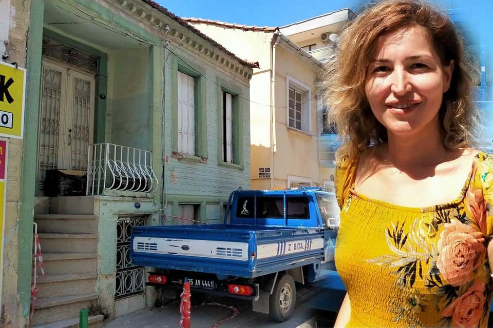 İzmir'in Karşıyaka il&ccedil;esinde, bir m&uuml;teahhit tarafından satın alınan, tarihi 1900'l&uuml;