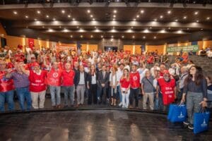 &nbsp; İzmir B&uuml;y&uuml;kşehir Belediyesi 15-16 Haziran iş&ccedil;i direnişinin 52. yıl