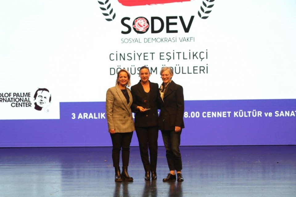 Efes Sel&ccedil;uk Belediyesi&rsquo;nin kadının &uuml;cretsiz bakım emeğinin azaltılmasını desteklemek amacıyla