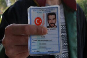 Kahramanmaraş'ta yaşayan 30 yaşındaki 4 isimli Fatih Sultan Mehmet Han