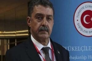 T&uuml;rkiye'nin İsrail B&uuml;y&uuml;kel&ccedil;iliğine Şakir &Ouml;zkan Torunlar'ın atanmasına ilişkin Cumhurbaşkanlığı kararı
