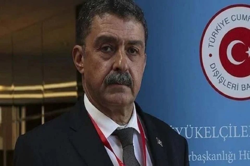 T&uuml;rkiye'nin İsrail B&uuml;y&uuml;kel&ccedil;iliğine Şakir &Ouml;zkan Torunlar'ın atanmasına ilişkin Cumhurbaşkanlığı kararı