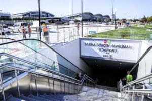 İstanbul yeni metro hattına kavuşuyor. G&uuml;nde 1 milyon 200 bin
