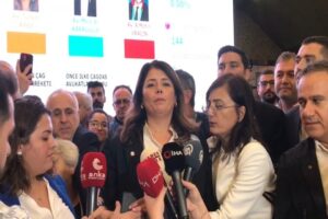 İstanbul Barosu başkanlığı i&ccedil;in 9 adayın yarıştığı se&ccedil;im sona erdi.