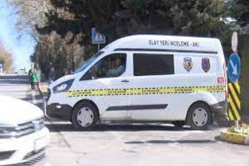 İstanbul Beylikd&uuml;z&uuml;'nde yabancı uyruklu bir anne, 4 yaşındaki &ccedil;ocuğunu kalbinden