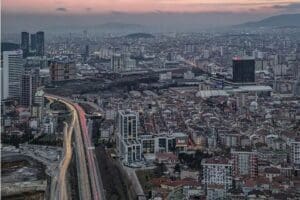 İstanbul &Uuml;niversitesi-Cerrahpaşa M&uuml;hendislik Fak&uuml;ltesi Genel Jeoloji Anabilim Dalı Başkanı Prof.